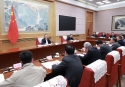    李强主持召开经济形势专家和企业家座谈会